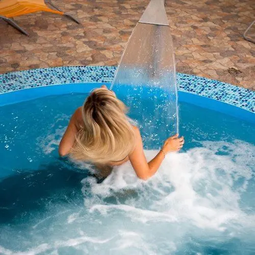 Viktor Bor- Es Vendeghaz**** Bed & Breakfast